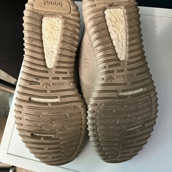 Yeezy Boost 350 Oxford Tan Sneakers - Picture 8 of 14